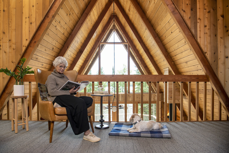 Marvin Ultimate Picture windows and Ultimate Polygon windows in The Minne Stuga cabin