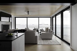 Tempered glass on a Marvin Multislide Door