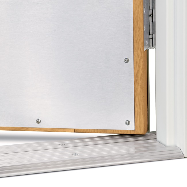 Commercial door sill