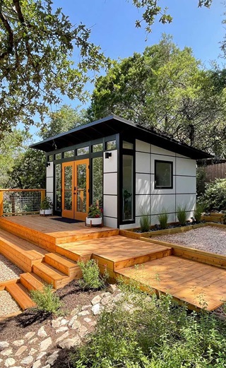A contemporary Accessory Dwelling Unit (ADU) from Studio Shed featuring Marvin Essential windows.